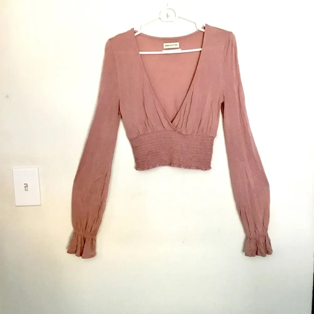 Urban Outfitters Taran Smocked Surplice Cropped Top Long Sleeve Sz S - Picture 4 of 8